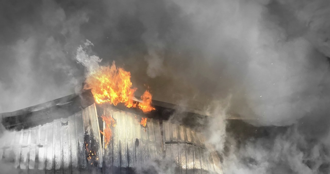 Pożar domków wypoczynkowych w popularnej nadmorskiej miejscowości