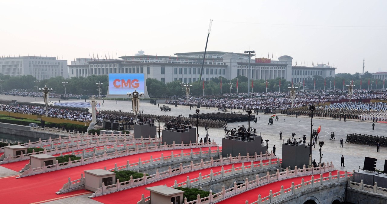 Pokaz siły podczas defilady na Tiananmen. "Potęga Chin będzie potwierdzona, kiedy sprawdzi się w boju"