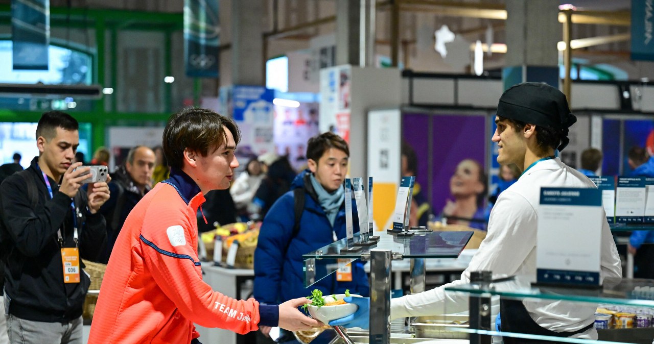 Niemal pół tony makaronu dziennie. Sprawdź, co jedzą olimpijczycy