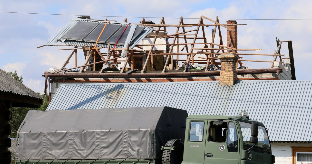 Chwile grozy w Wyrykach. Kto pomoże po upadku rosyjskiego drona?