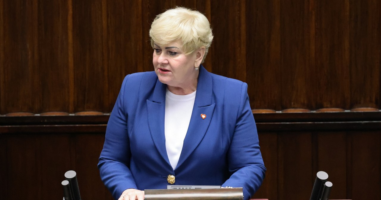 Ekspresowy termin badania dla posłanki KO. Zwykli pacjenci czekają niemal dwa lata