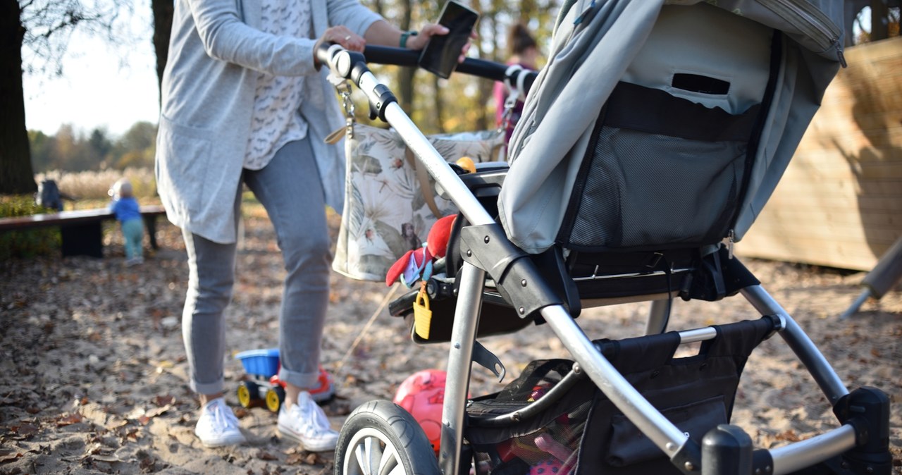 ​"Pilna ustawa" podzieli koalicjantów? Trwają konsultacje ws. 800 plus