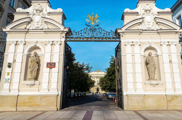 Profesor UW zawieszony po zawiadomieniu studentki. „To są jakieś głupoty”