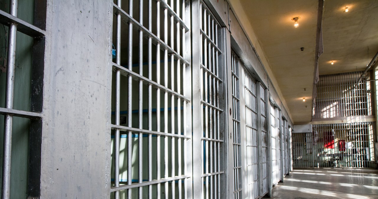 Skandal w więzieniu w Goleniowie. Wicedyrektor oskarżony o mobbing i molestowanie