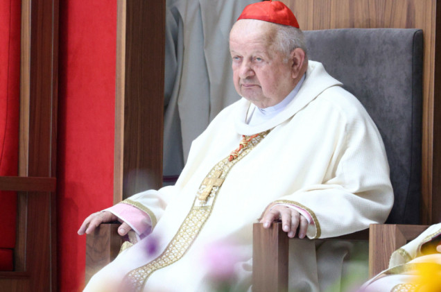 Sąd chce przesłuchać Stanisława Dziwisza. Kardynał nie chce zeznawać