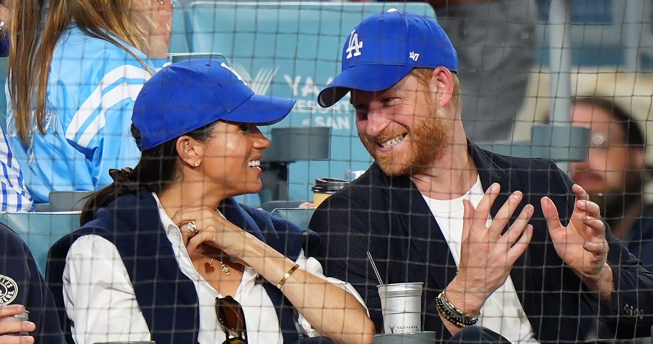 Kibicowska wpadka księcia Harry'ego. Wszystko przez czapkę