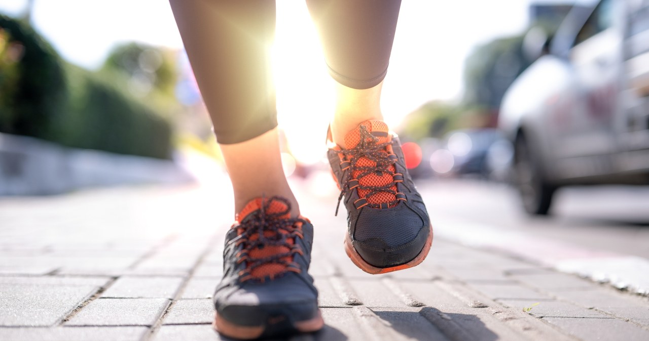 Biegacz - niszczyciel samochodów na ulicach Będzina
