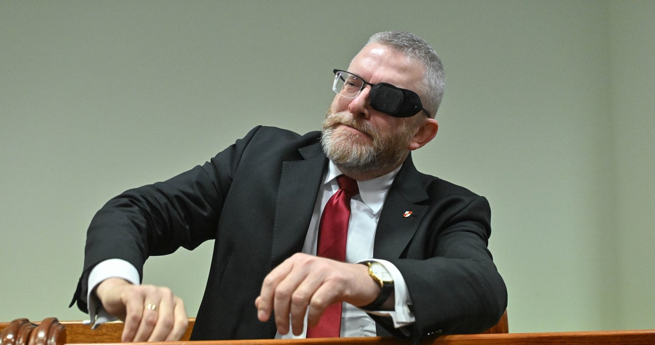 Znów nie udało się postawić zarzutów Grzegorzowi Braunowi