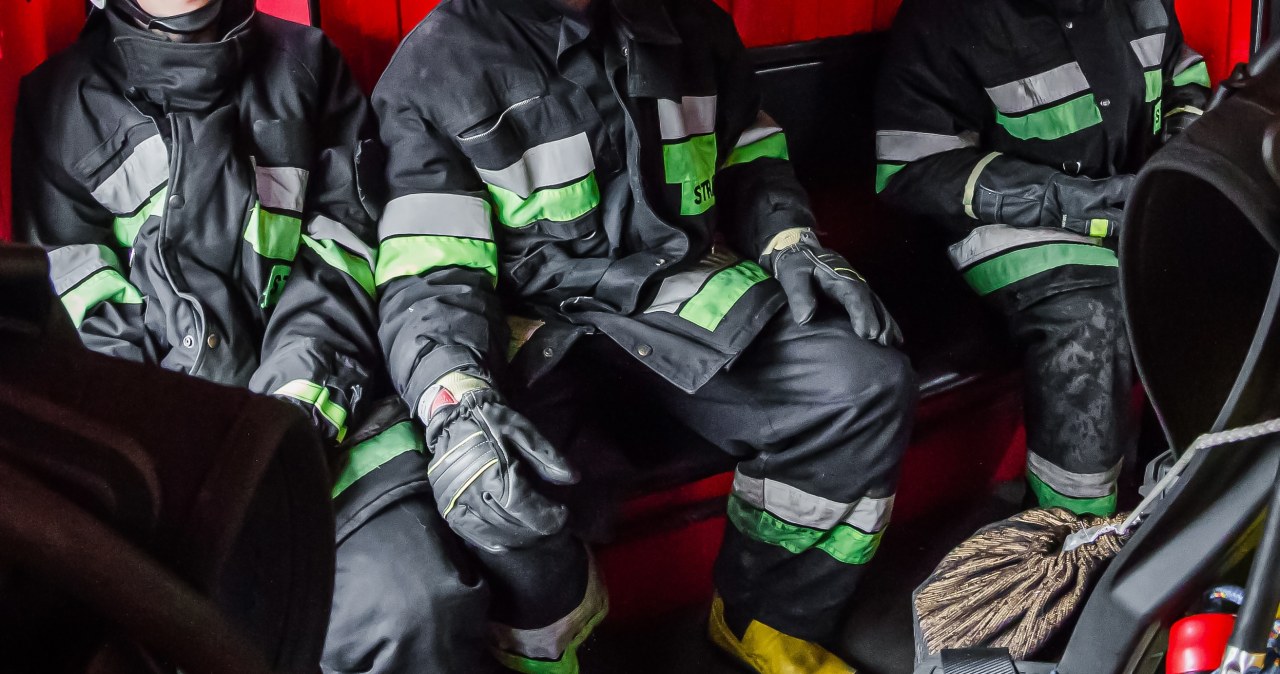 Tańsze paliwo, przejazdy i ubezpieczenia. Nowe przywileje dla strażaków