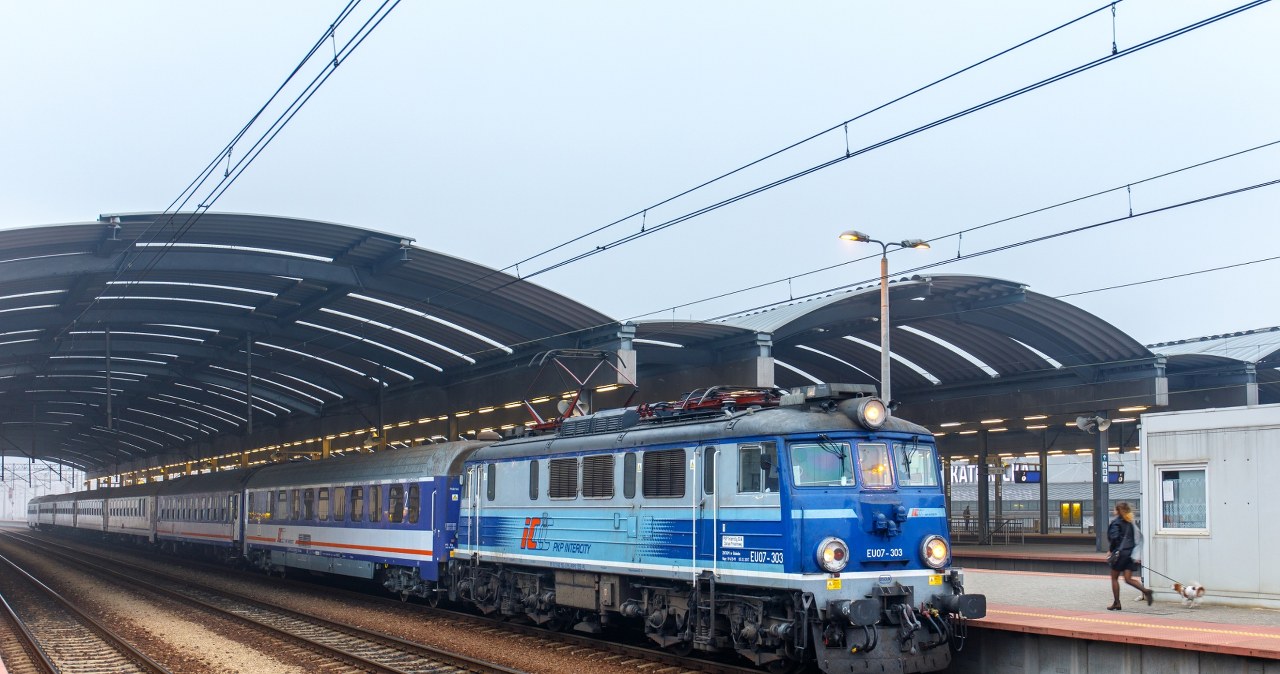 Awaria kolejowa w Katowicach. Spore utrudnienia i opóźnienia