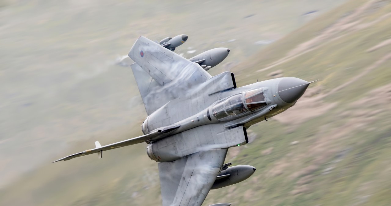 Z włoskiej bazy zniknęło 2500 części do samolotów wojskowych. Śledczy mają trop