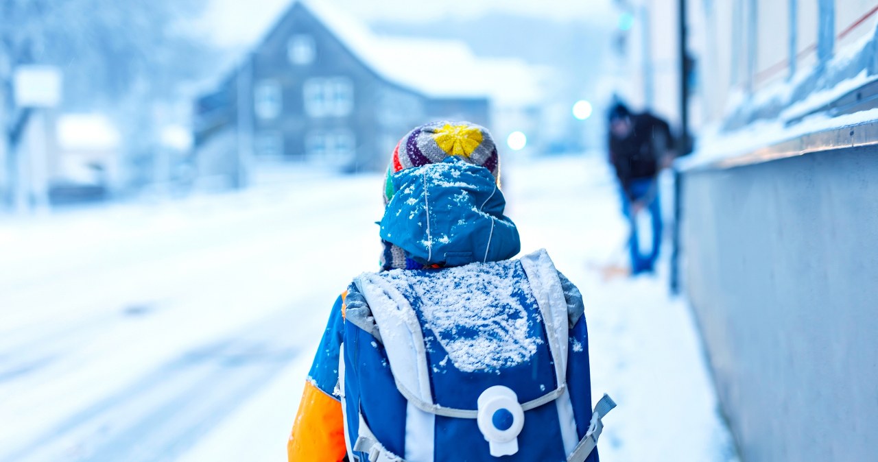 Kierowca nie wpuścił go do autobusu. Chłopiec w mrozie wracał pieszo sześć kilometrów