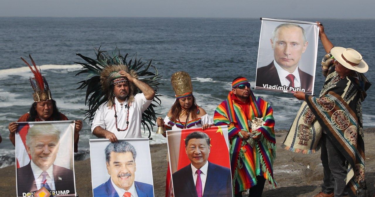 Co czeka świat w 2026 roku? Wśród przepowiedni szamanów choroba Trumpa