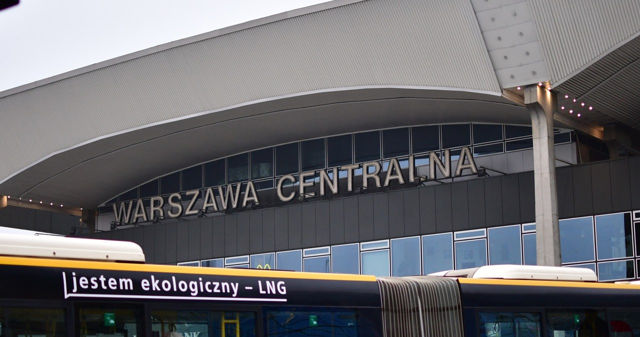 Ewakuacja na Dworcu Centralnym. Wszystko przez ubrania