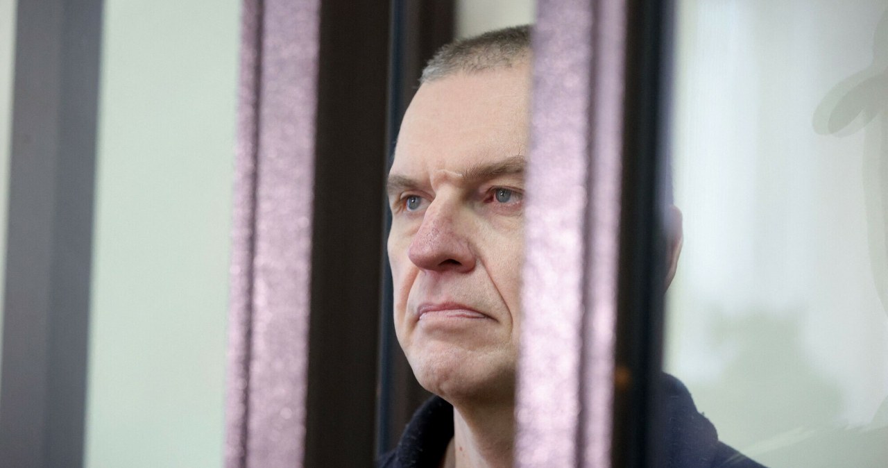 "W takich warunkach nie siedzi prawie nikt". Pięć lat za kratami Andrzeja Poczobuta