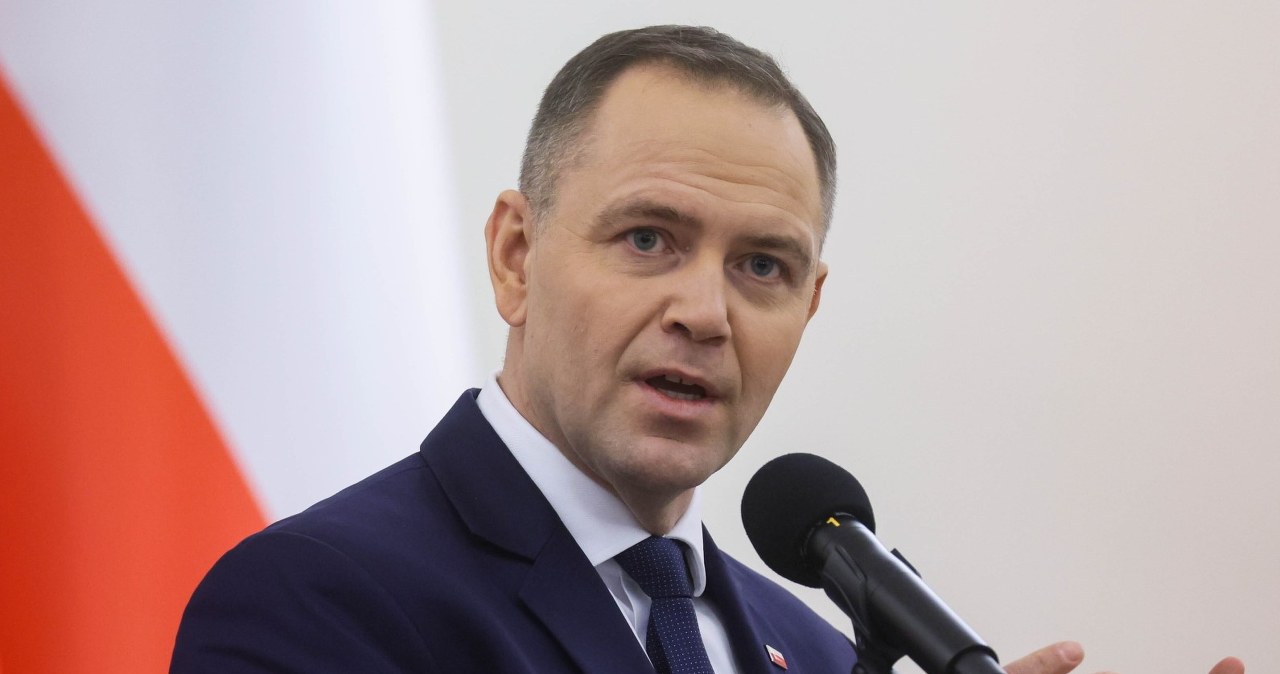 "Gloryfikuje zbrodniarzy". Prezydent chce delegalizacji jednej z partii