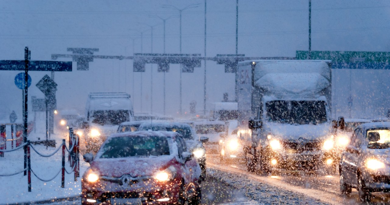 ​Spadnie nawet 30 cm śniegu. Zima wkracza do Polski
