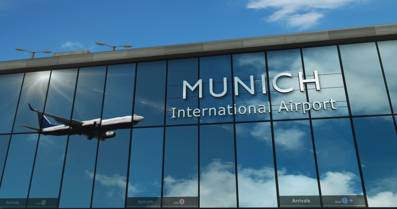 Setki pasażerów spędziło noc w samolotach. Koszmar na lotnisku w Monachium