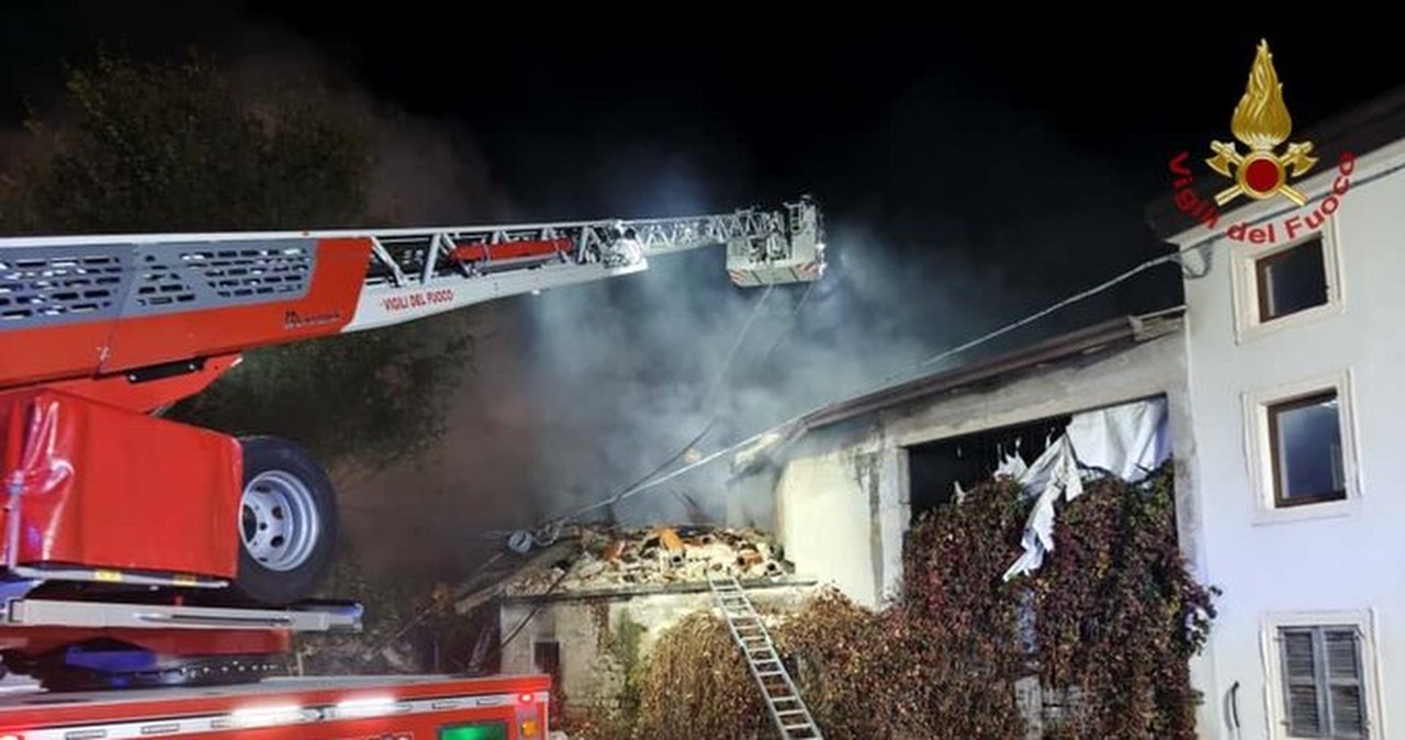 Tragedia podczas eksmisji. Trzech funkcjonariuszy nie żyje, kilkanaście osób rannych