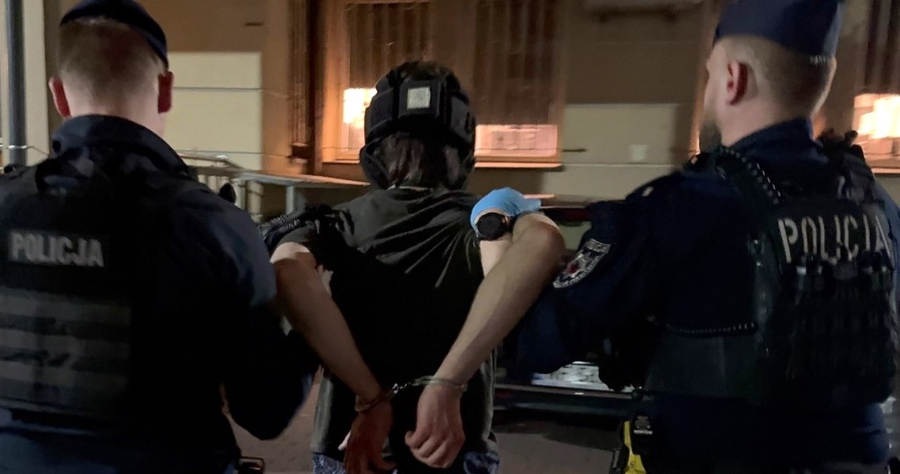 Makabryczna zbrodnia na UW. Sprawca trafi na kolejną obserwację psychiatryczną