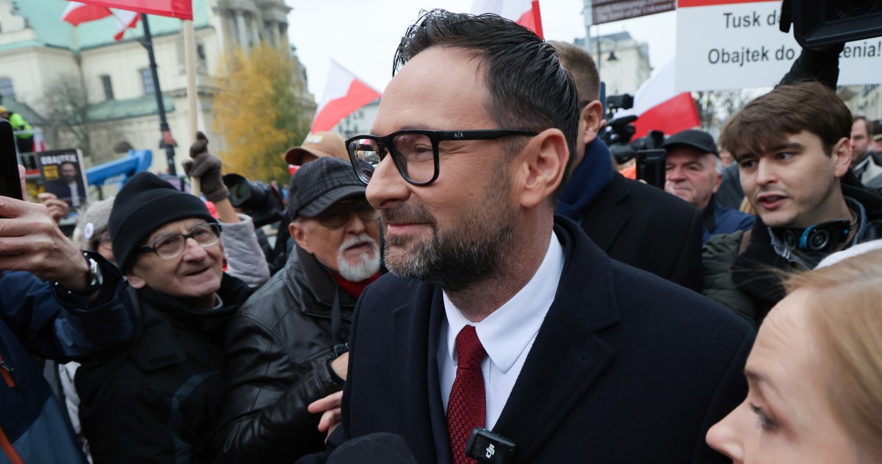 Daniel Obajtek usłyszał zarzut. Tłum przed prokuraturą