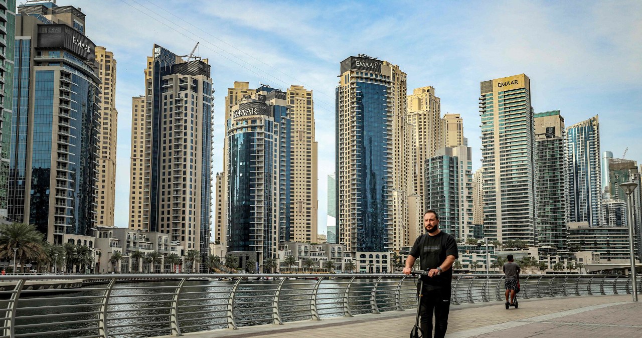 ​Firmy zamykają i ewakuują biura. Dubaj sparaliżowany strachem