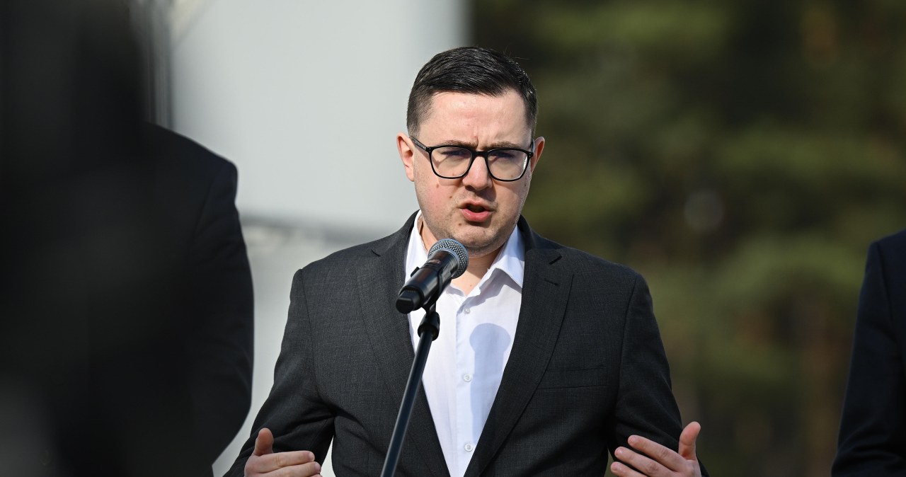 Minister energii: Polska nie planuje uwalniać rezerw ropy naftowej