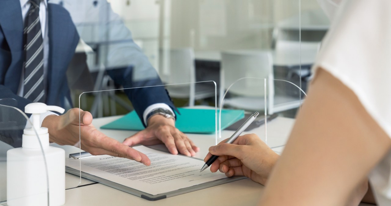 Urzędnicy z premiami na koniec roku. Nagrody nawet po 10 tys. zł