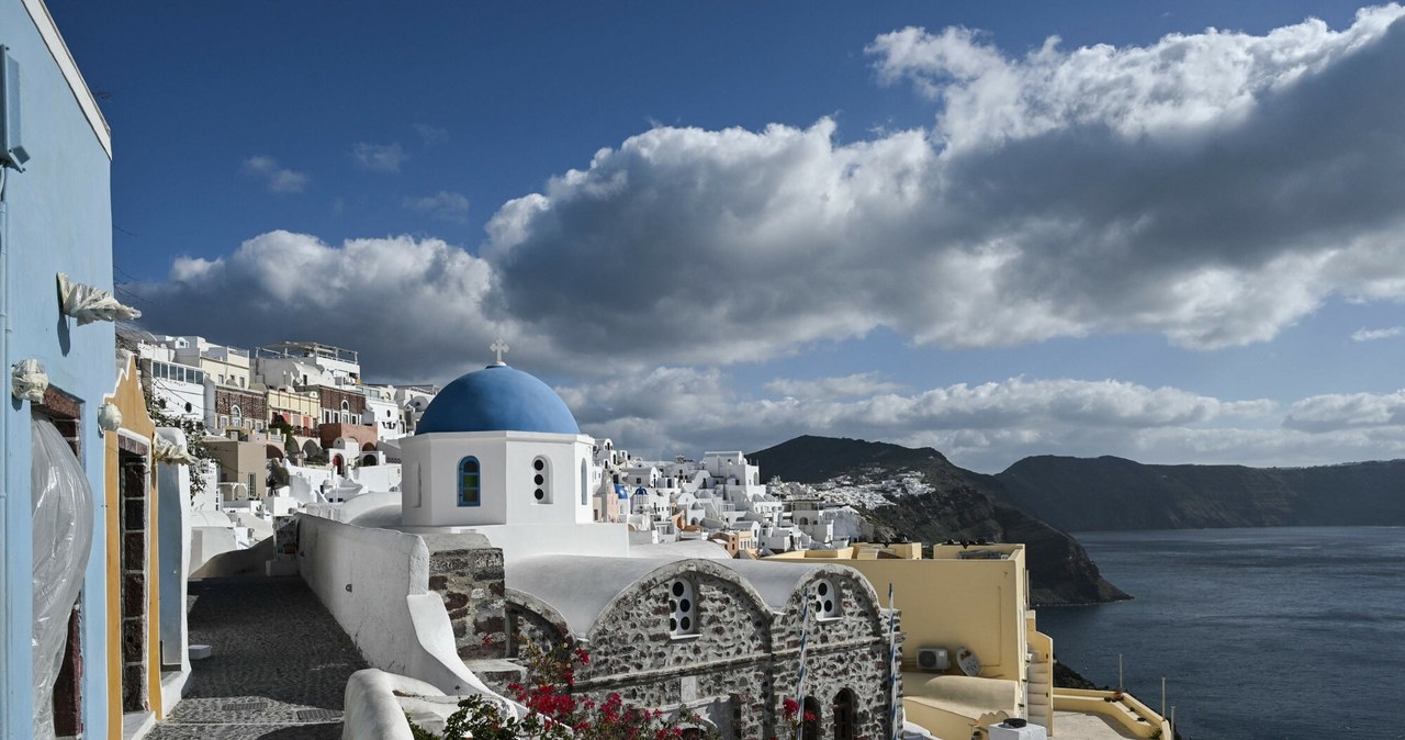 Sezon turystyczny na Santorini. Obawy o brak turystów to niejedyny problem