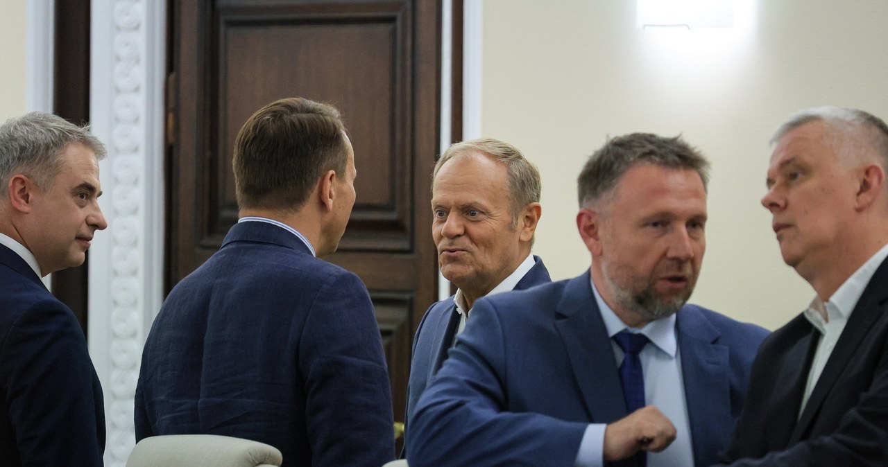 ​Wicepremierzy i ministrowie Donalda Tuska dostaną darmowe mieszkania