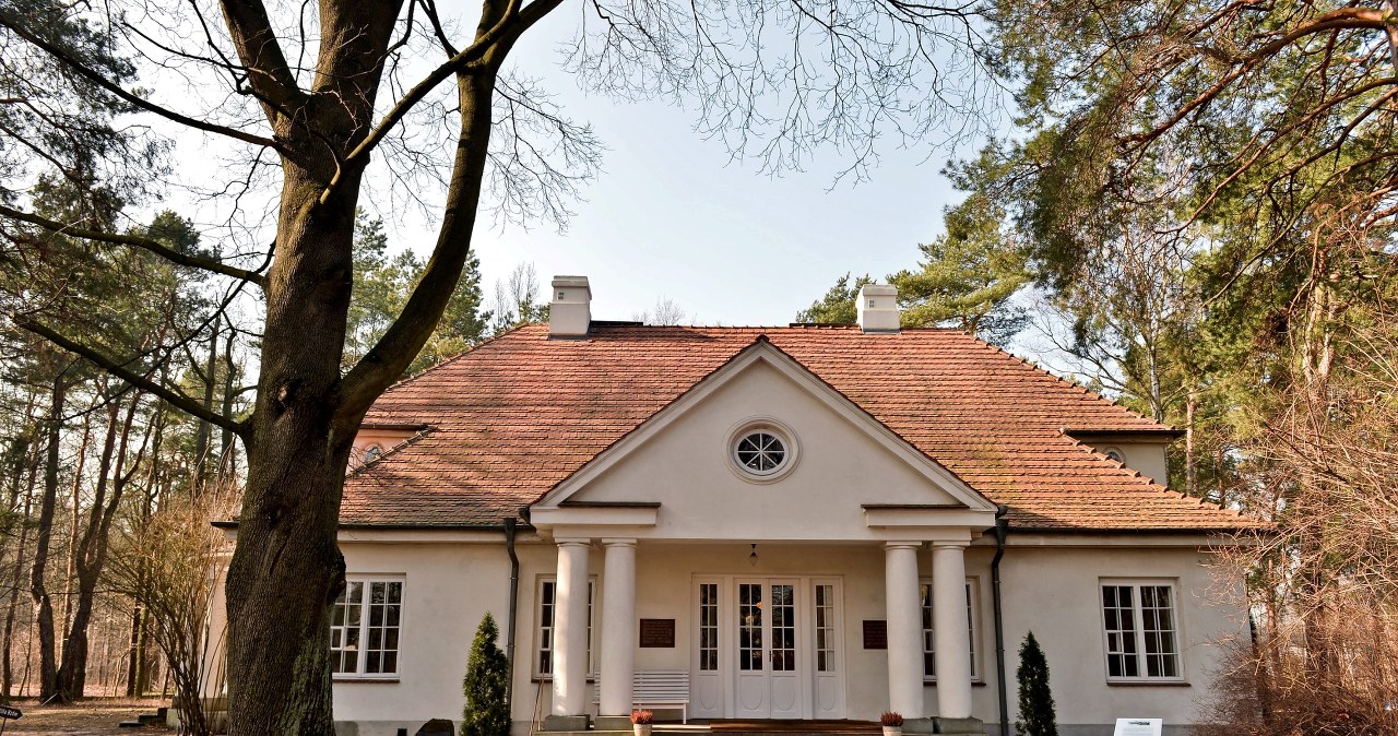 Dworek Piłsudskiego oficjalnie zabytkiem. W XX w. jego mury widziały wiele