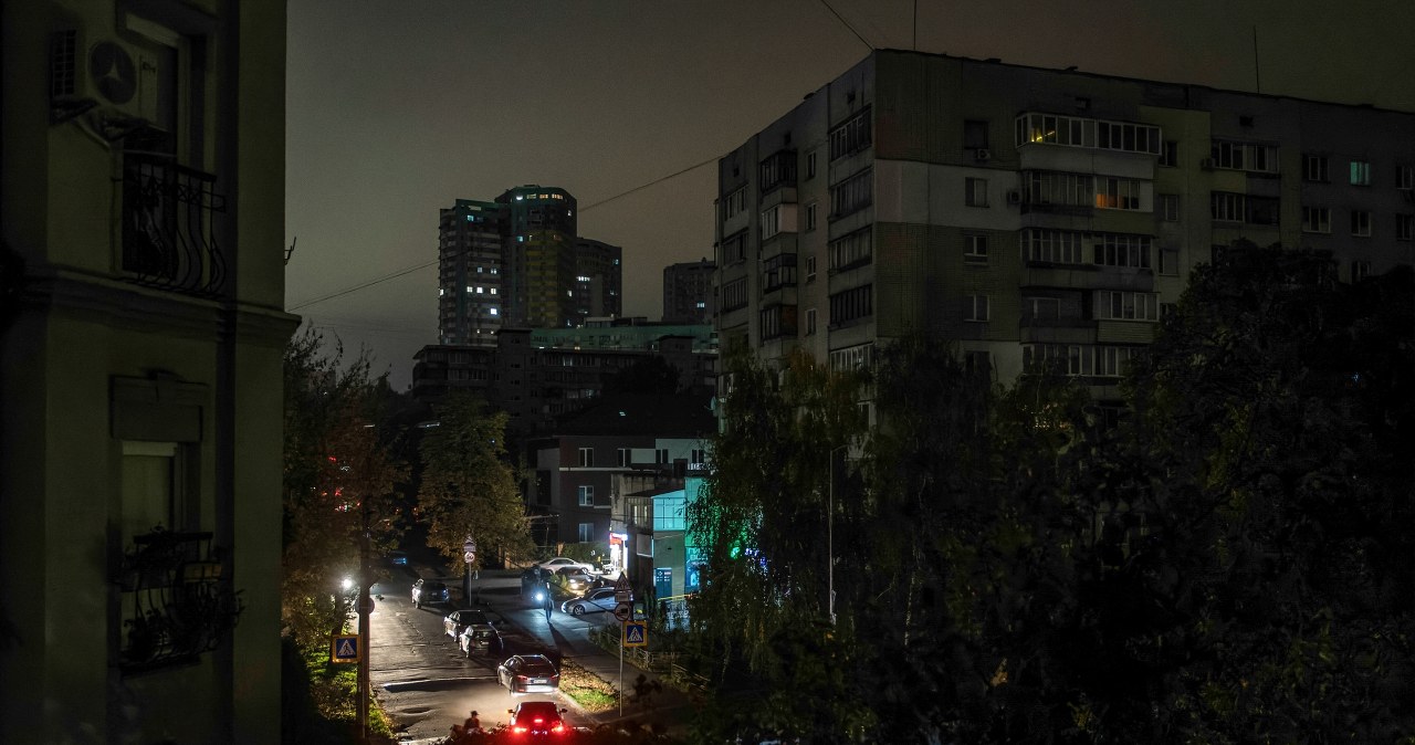 Rosja wystrzeliła rakiety na Kijów. Są ranni, wybuchły pożary