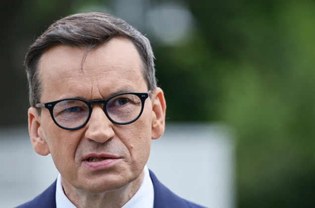 Morawiecki ostro do rządu ws. Ukrainy: Żywa tarcza, żelazo za krew