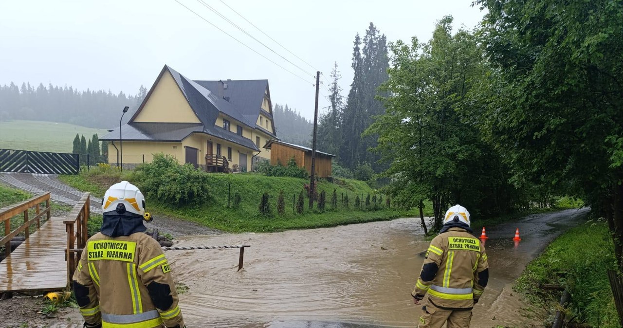 Polska walczy z żywiołem. Straż, policja i wojsko w akcji [RELACJA]