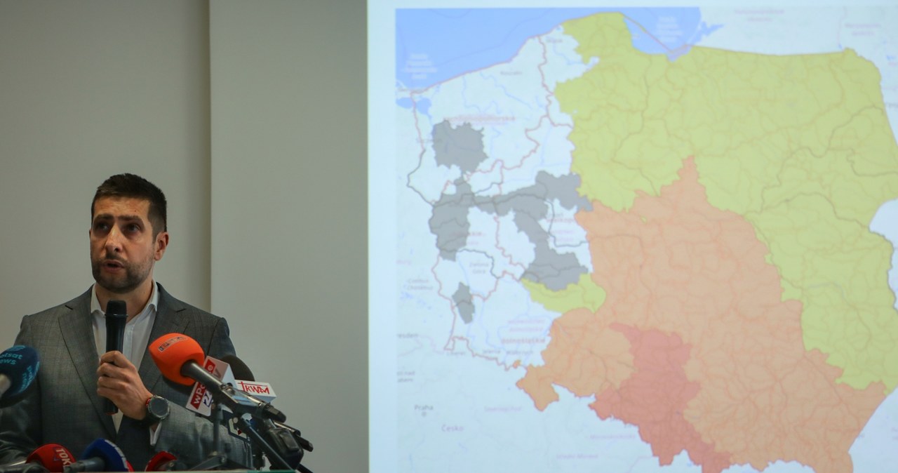 Intensywne opady i dynamiczna sytuacja w woj. śląskim. Służby w pełnej gotowości