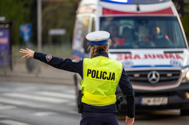 Wjechał w grupę samochodem, zginął jego brat. 39-latek zatrzymany