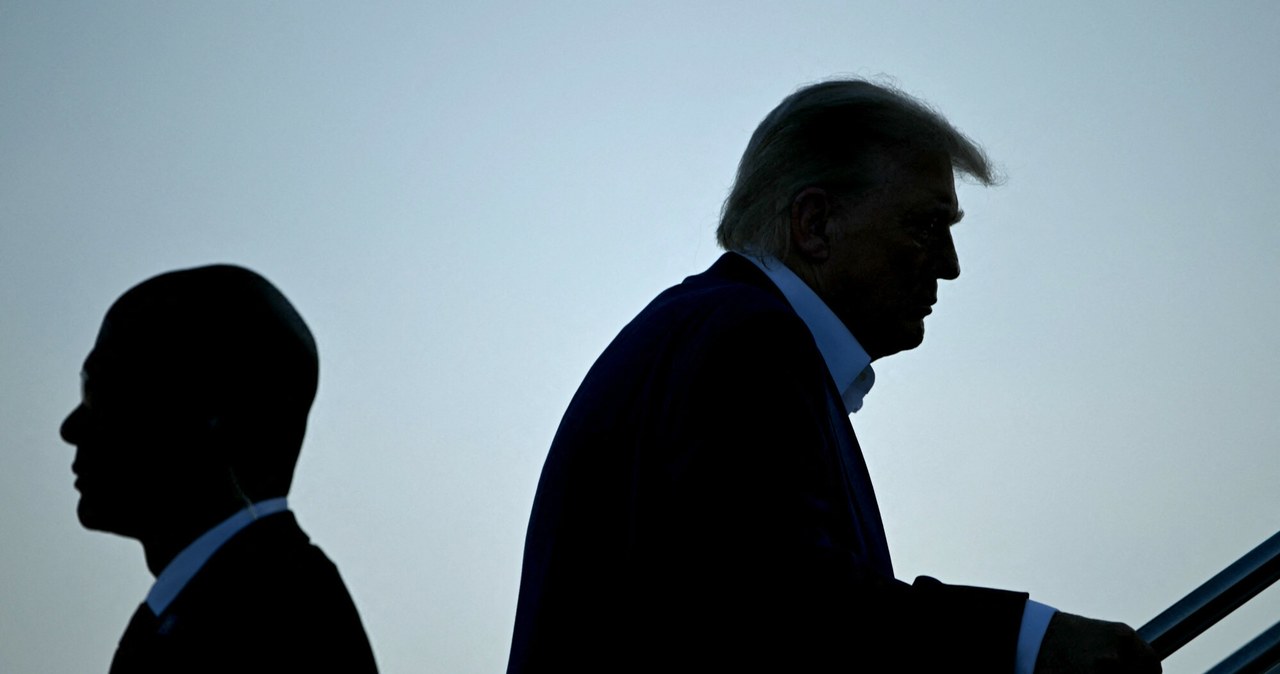 Trump lekceważy artykuł 5. NATO z tylnego siedzenia Air Force One