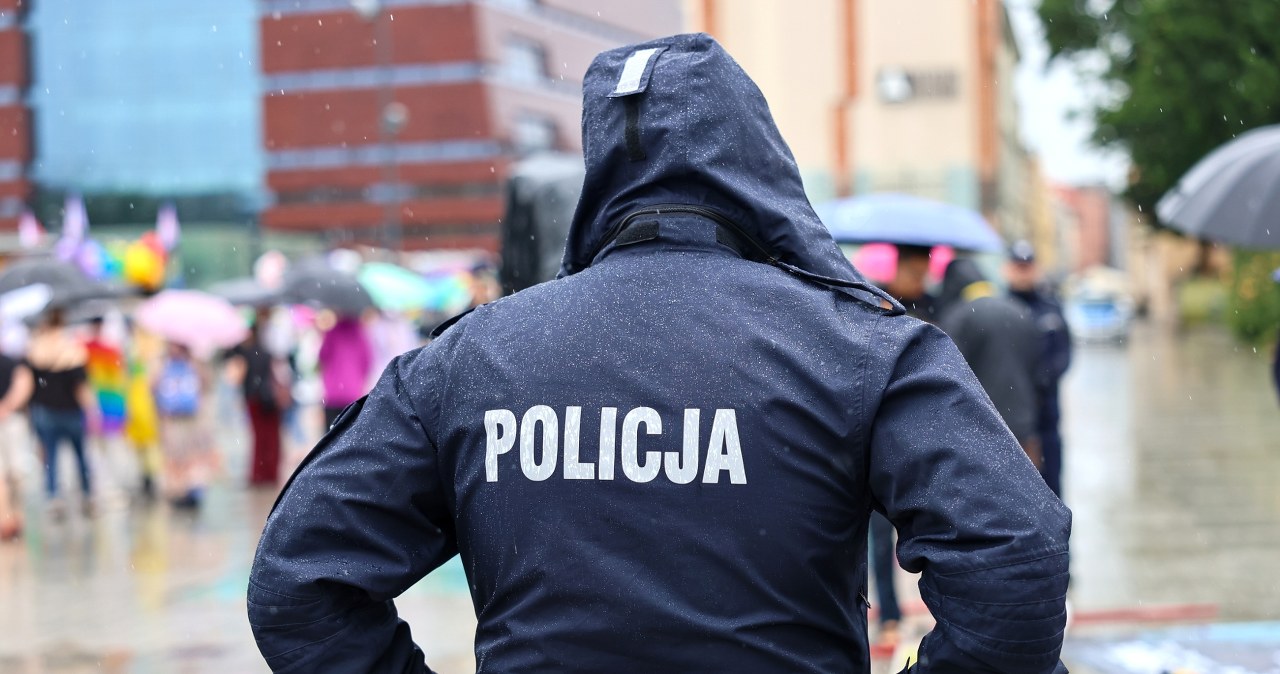 Zwrot ws. fałszywych alarmów. W tle interwencja w domu Sakiewicza
