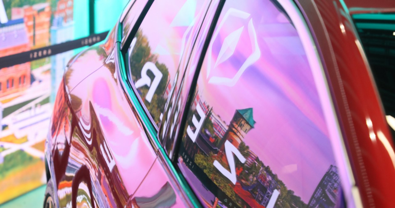 Izera na prostej do produkcji. Rządowe miliardy dla polskiego auta elektrycznego