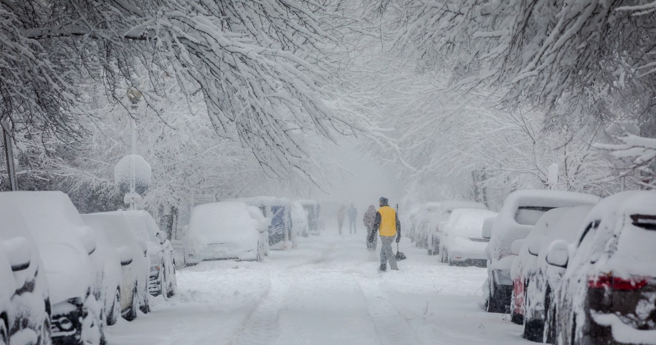 ​Silne opady śniegu i wichury. Alerty w wielu regionach
