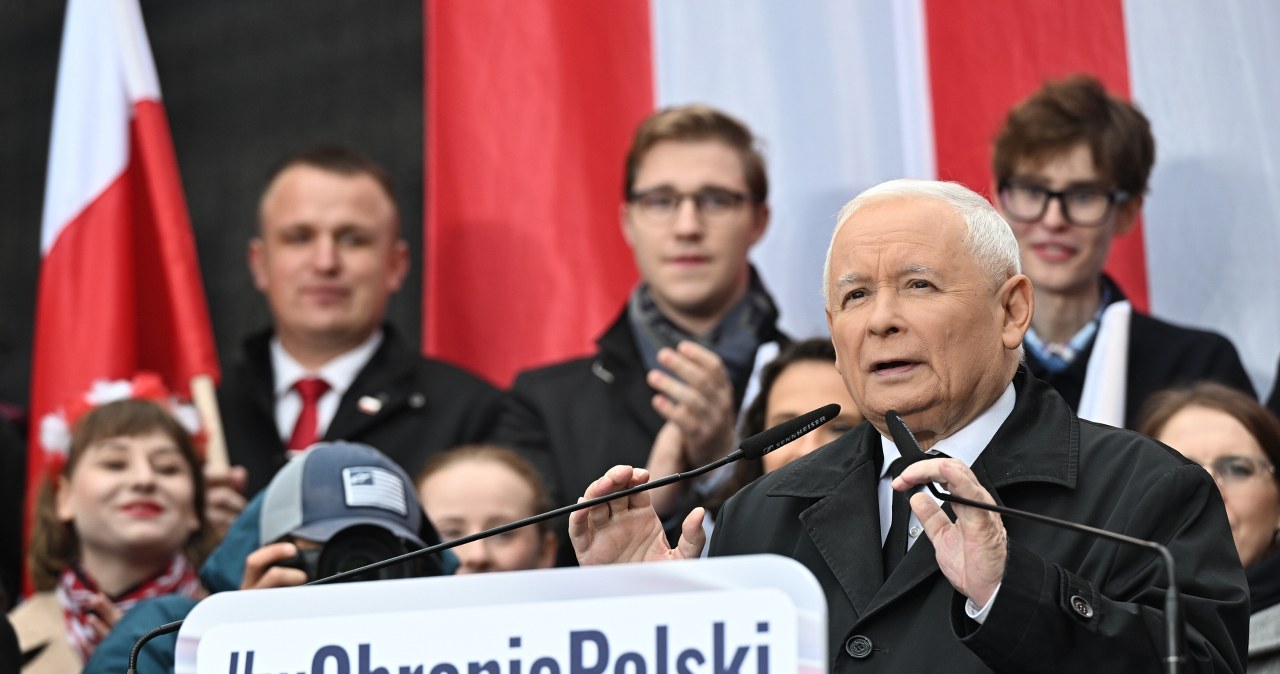 Kaczyński grzmi na placu Zamkowym: Musimy odwołać Tuska, precz z Tuskiem