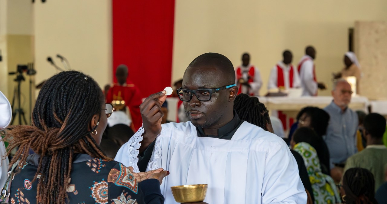 ​Mszalne wino hitem w sklepach monopolowych. Kościół był w kłopocie