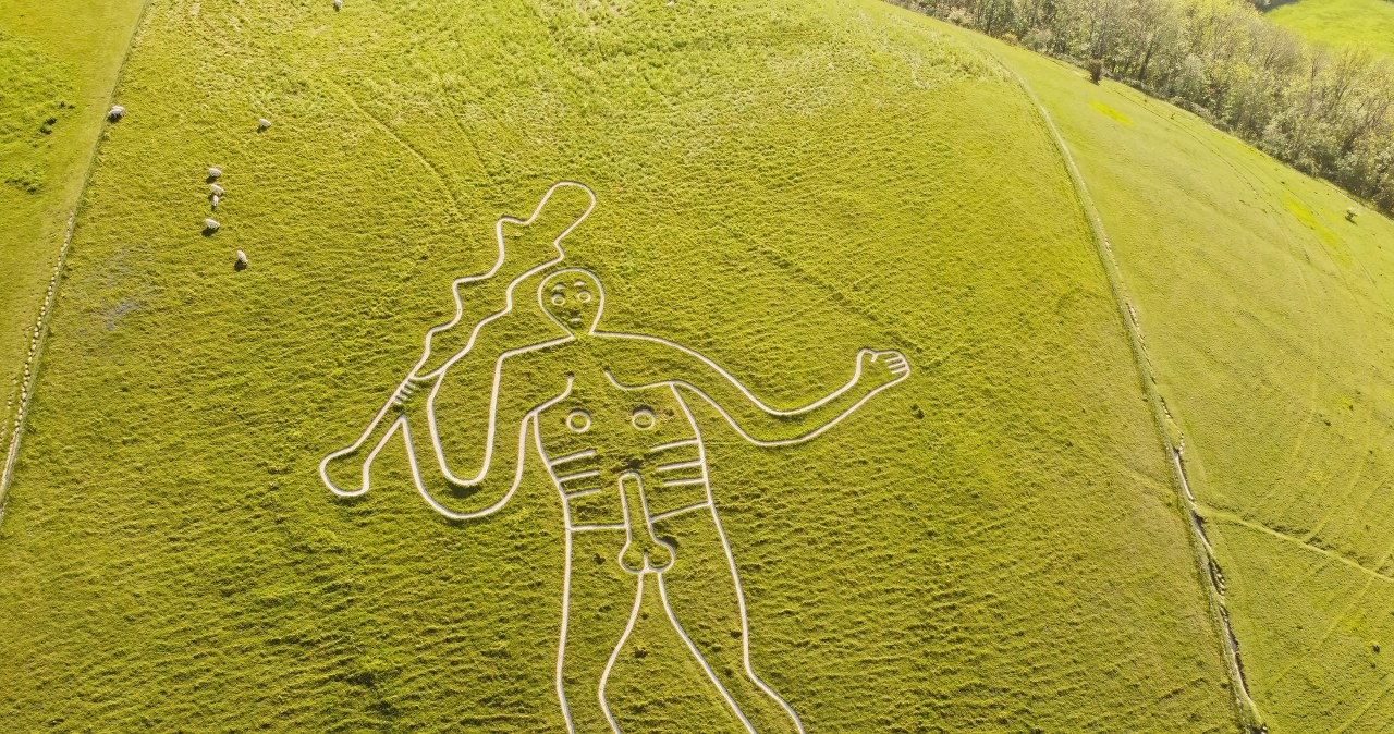 Gigant z Cerne Abbas odzyska blask. To "najbardziej nieprzyzwoita" kredowa figura Wysp