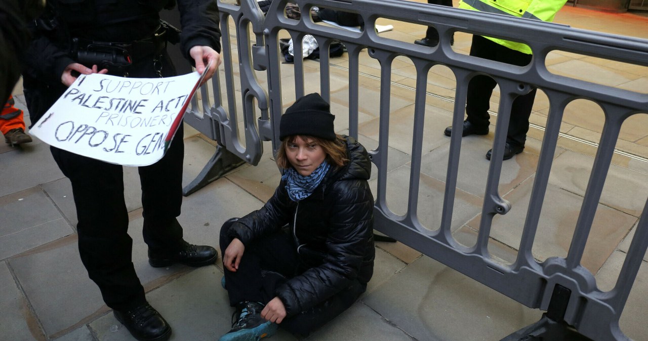Greta Thunberg zatrzymana. Naruszyła przepisy antyterrorystyczne