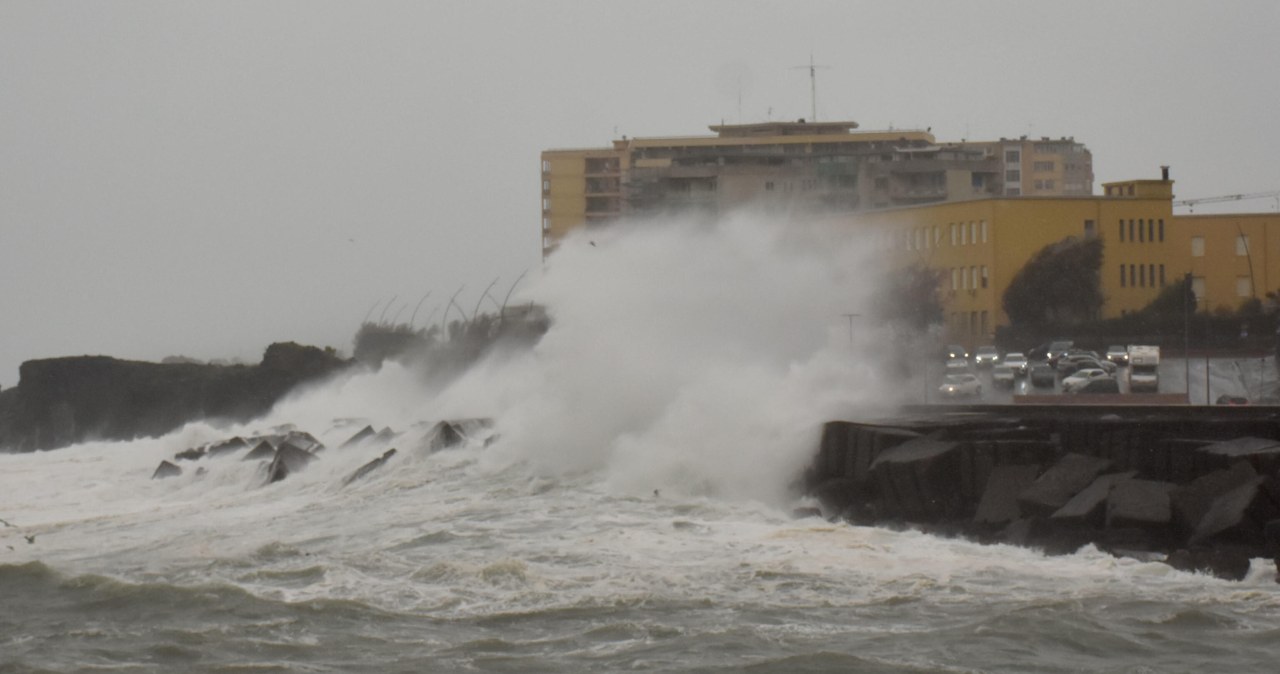 ​Harry demoluje Sycylię i południe Włoch. Ziemia osunęła się z trumnami
