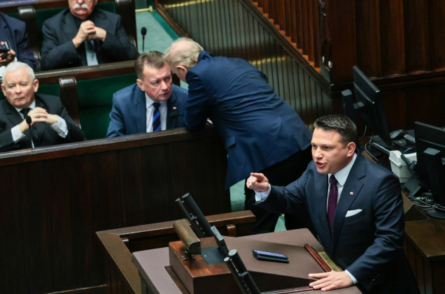 Konfederacja depcze po piętach PiS-owi. Najnowszy sondaż