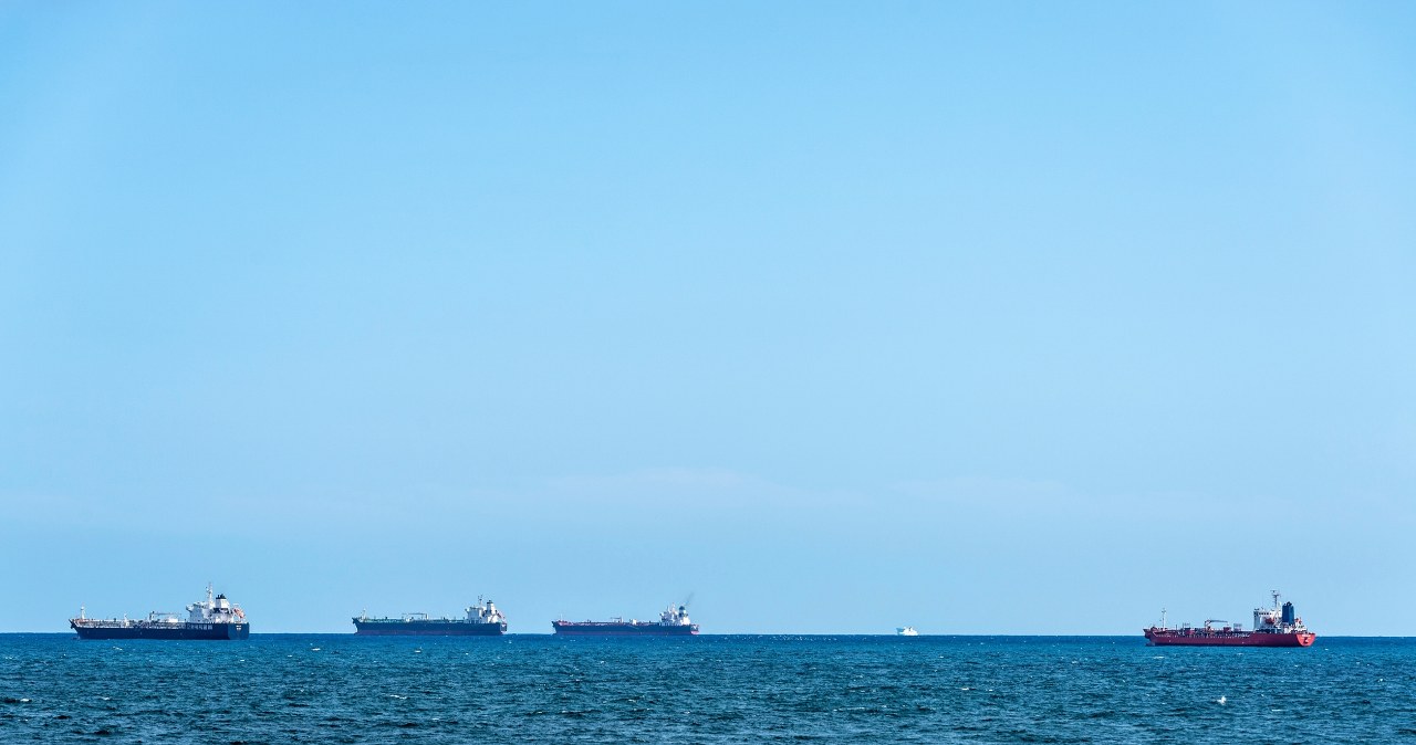 ​USA zniosą sankcje na irańską ropę? "Użyjemy irańskich baryłek przeciwko Iranowi"