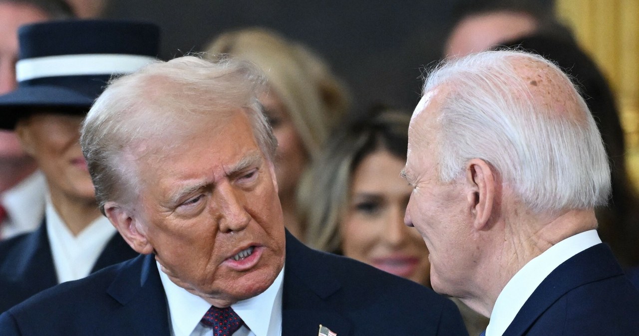 Trump usunął ze ściany zdjęcie Bidena. Oto co powiesił