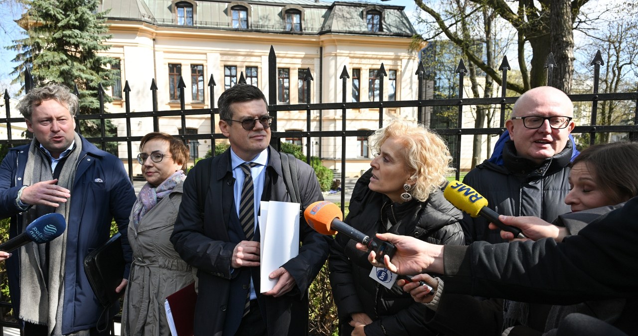 Sędziowie TK nie zostali dopuszczeni do orzekania. Jest śledztwo
