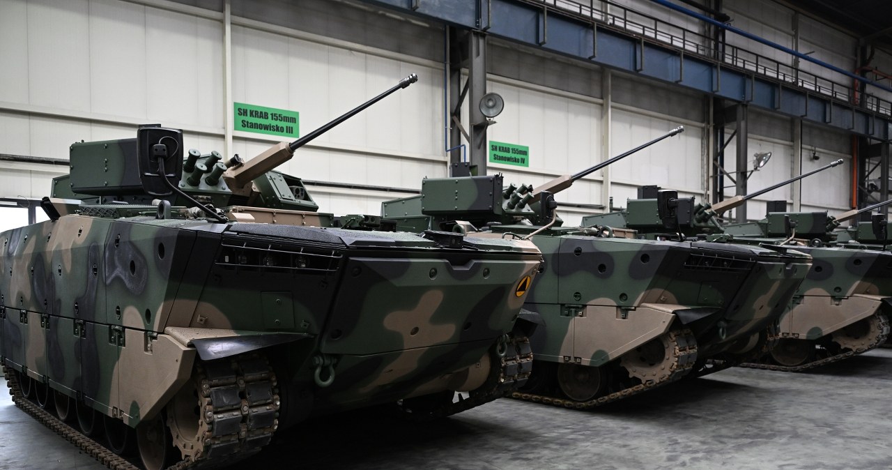 ​Tusk obiecał Hucie Stalowa Wola 20 miliardów złotych